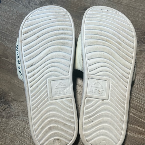 REEF Good Vibes Life Is Good Sandal- 9 - Picture 4 of 6